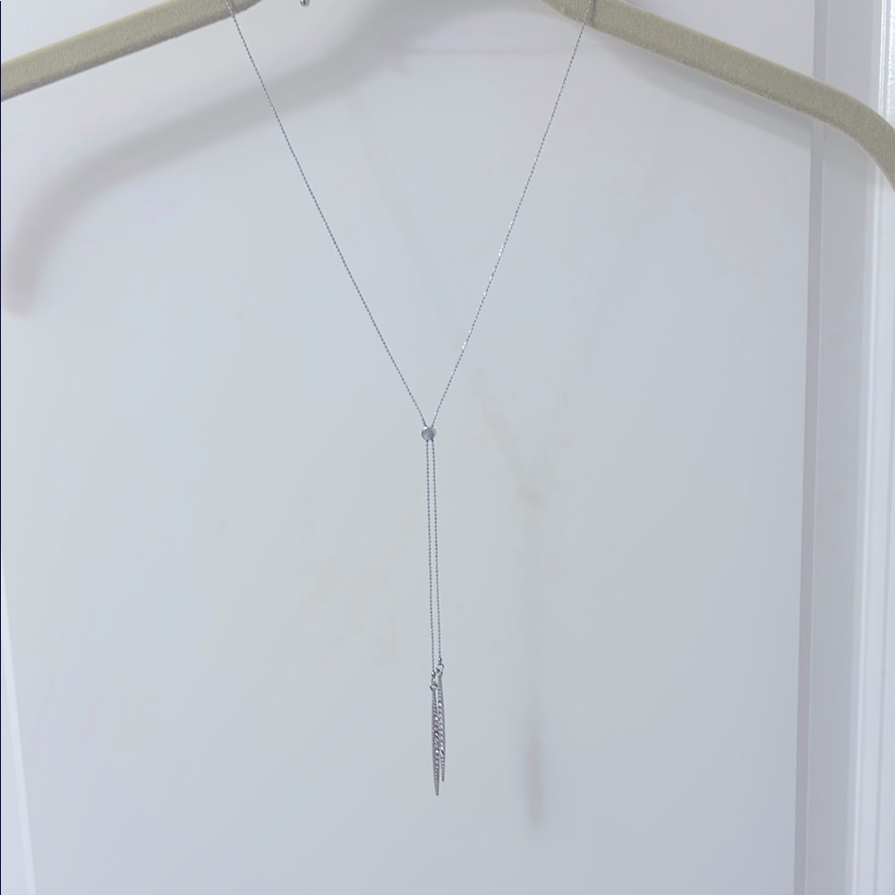 Elegant Silver adjustable lariat Necklace with stone Pendants